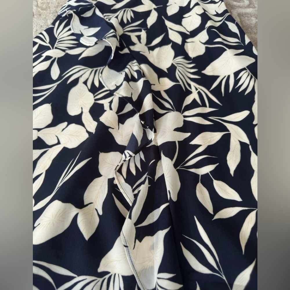 Banana Republic asymmetrical dress - Picture 5 of 5